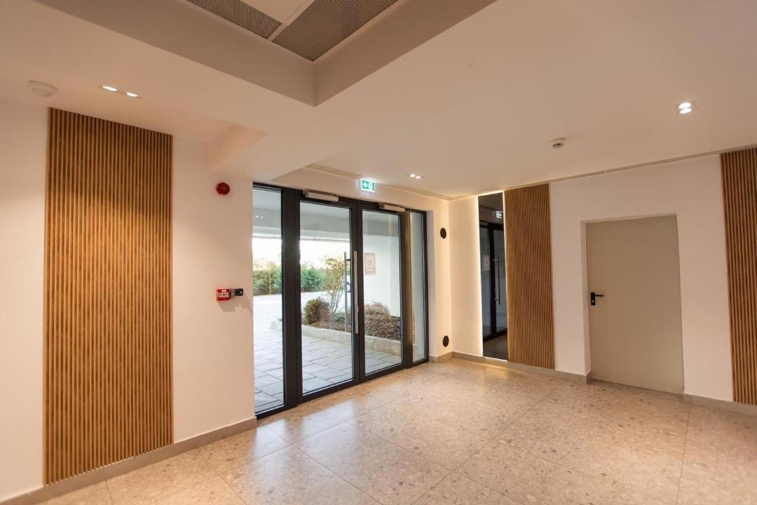 Escapism - Premium 1Br Apartment With Parking Bukarest Exterior foto
