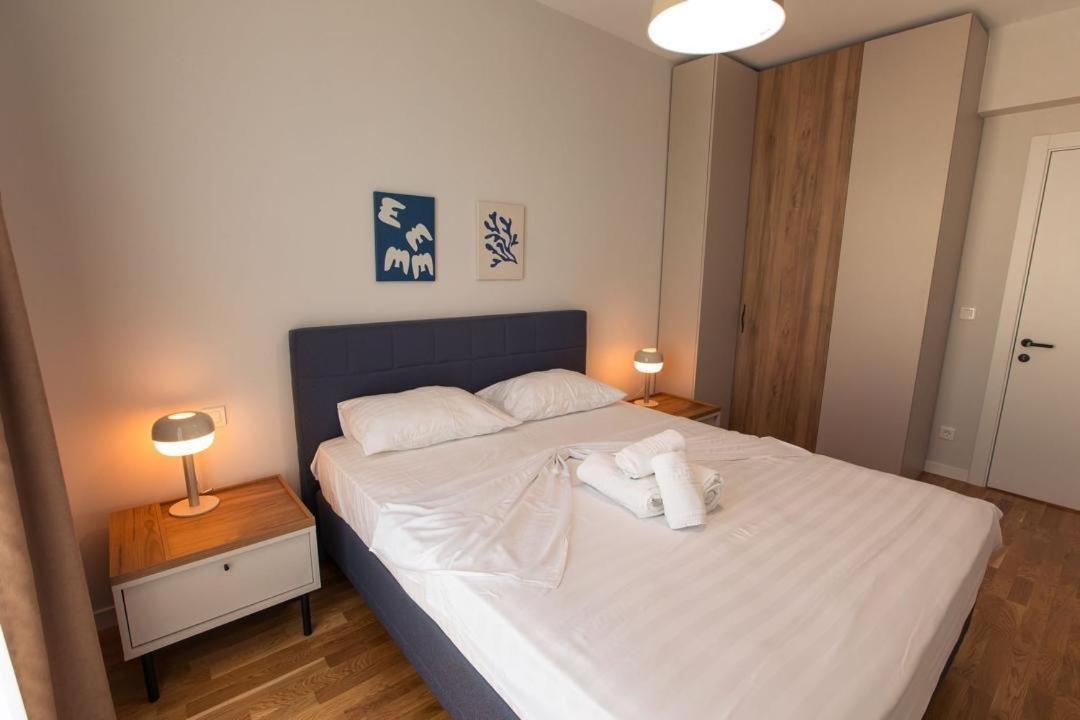 Escapism - Premium 1Br Apartment With Parking Bukarest Exterior foto